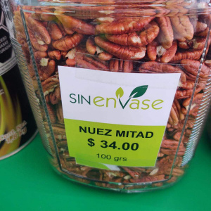 Nuez mitad